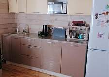 Прямая кухня Атлас с барной стойкой BMS